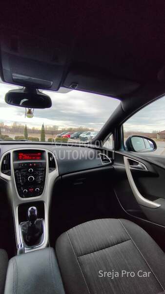 Opel Astra J 1.7 CDTI