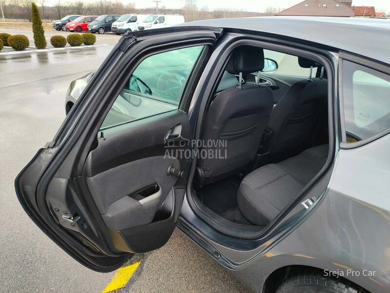 Opel Astra J 1.7 CDTI