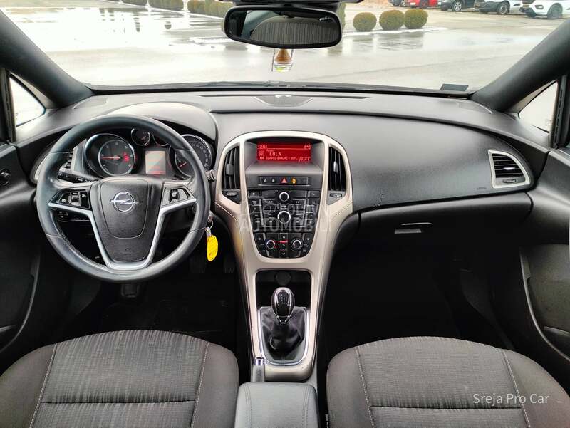 Opel Astra J 1.7 CDTI