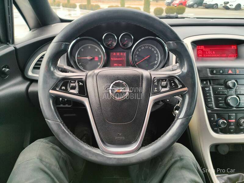 Opel Astra J 1.7 CDTI