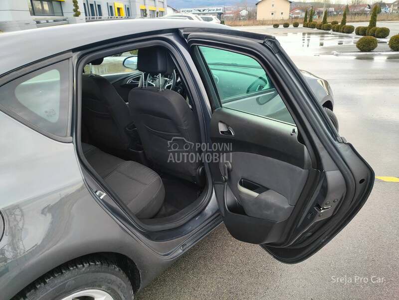 Opel Astra J 1.7 CDTI