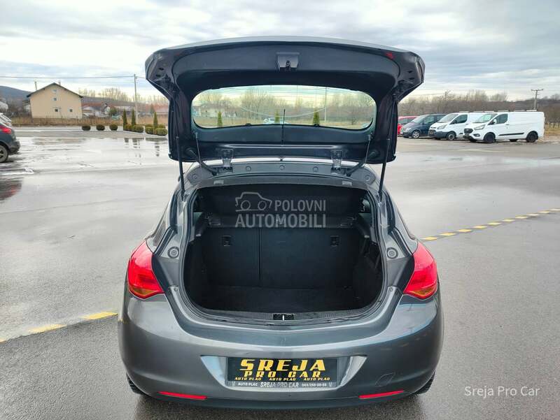 Opel Astra J 1.7 CDTI