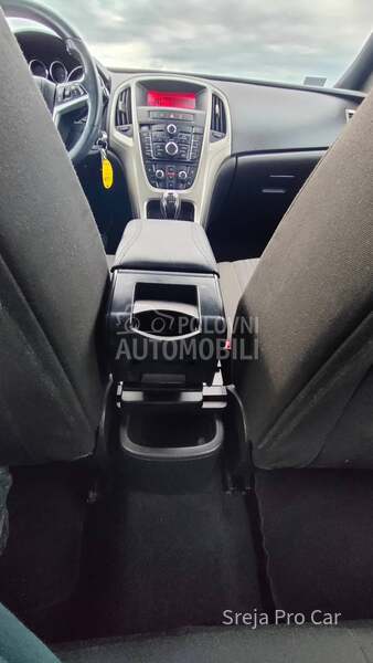 Opel Astra J 1.7 CDTI