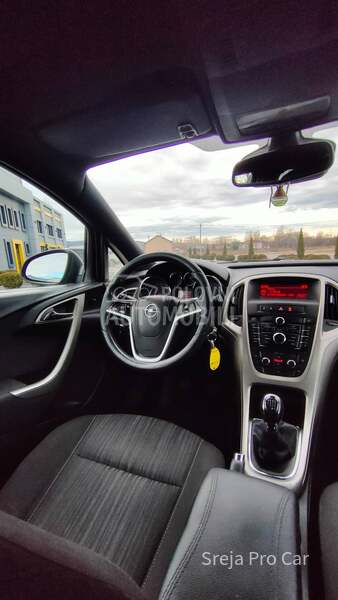 Opel Astra J 1.7 CDTI