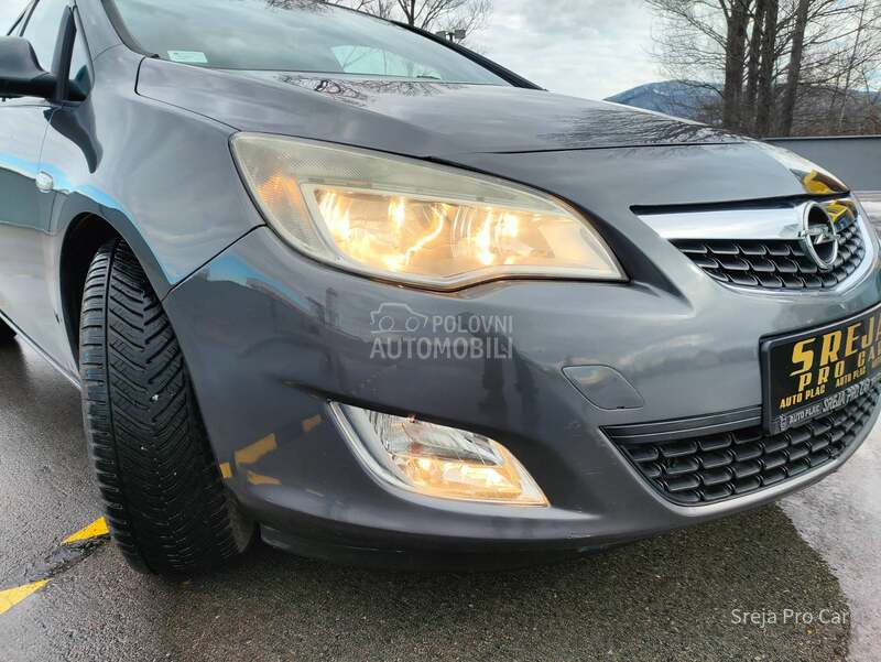 Opel Astra J 1.7 CDTI