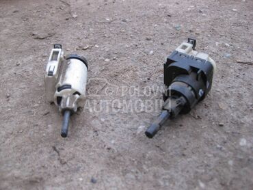 Senzori kvacila i kocnica B6 za Audi A4 od 2001. do 2005. god.