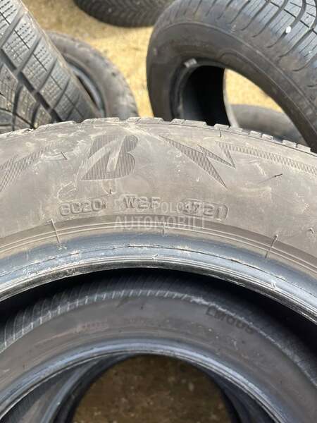 Bridgestone 205/60 R16 Zimska