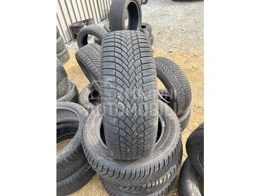 Bridgestone 205/60 R16 Zimska