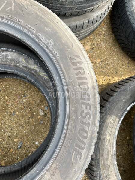 Bridgestone 205/60 R16 Zimska