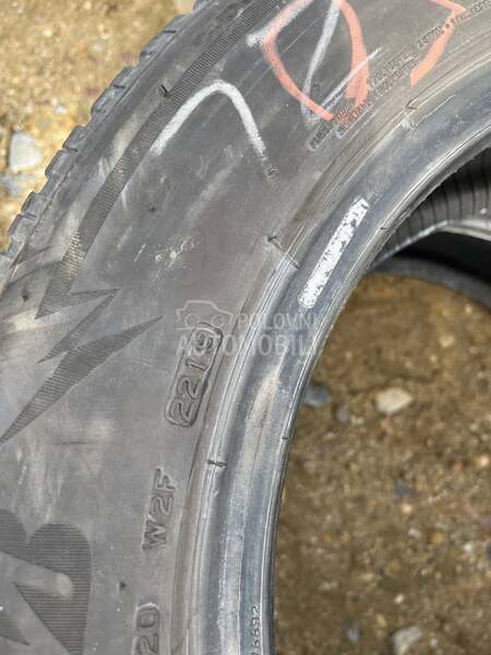 Bridgestone 205/60 R16 Zimska