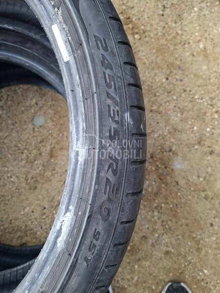 Pirelli 245/35 R20 Letnja