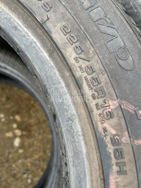 Goodyear 225/55 R16 Zimska