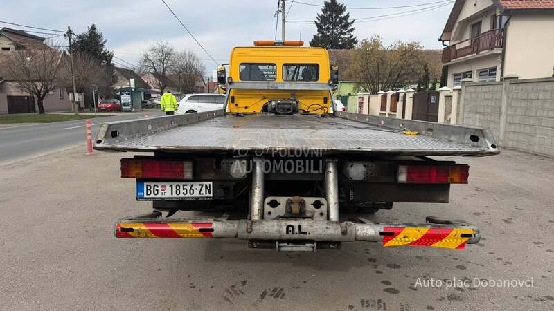 Mercedes Benz ATEGO 818