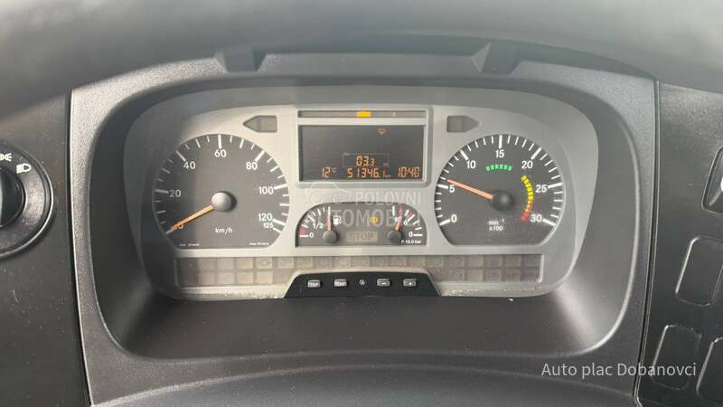 Mercedes Benz ATEGO 818