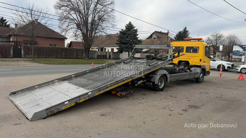 Mercedes Benz ATEGO 818