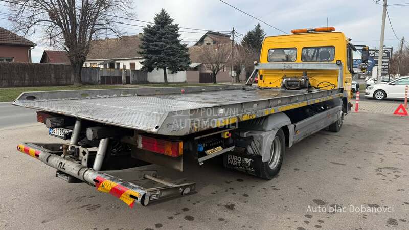 Mercedes Benz ATEGO 818