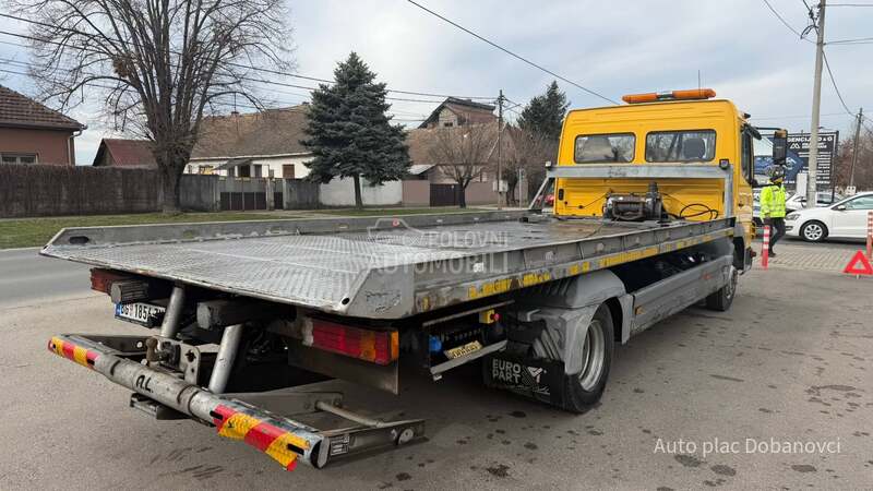 Mercedes Benz ATEGO 818