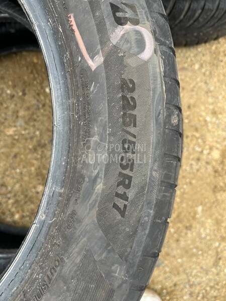 Bridgestone 225/55 R17 Zimska