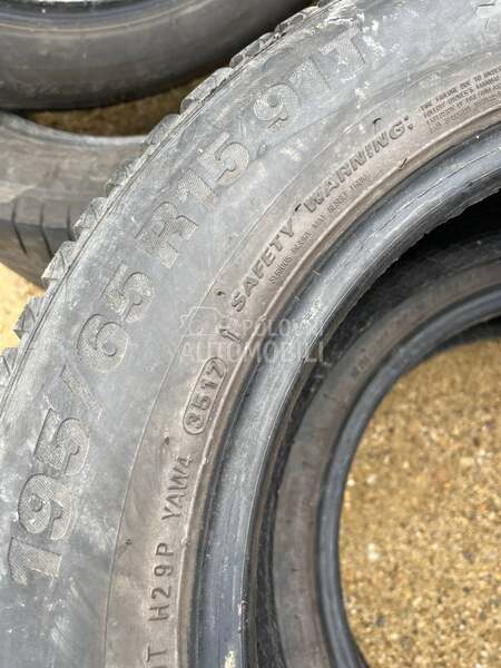 Kumho 195/65 R15 Zimska