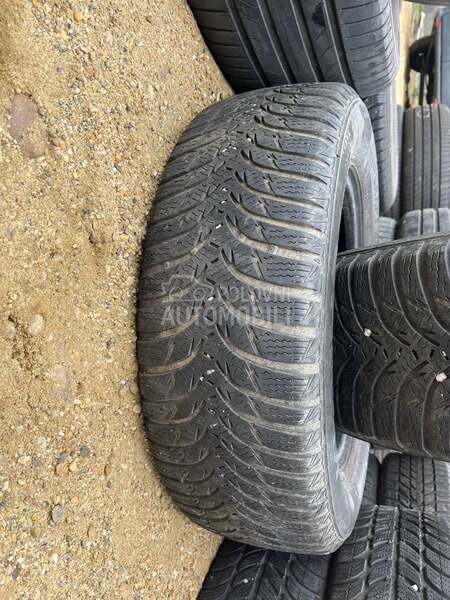 Kumho 195/65 R15 Zimska