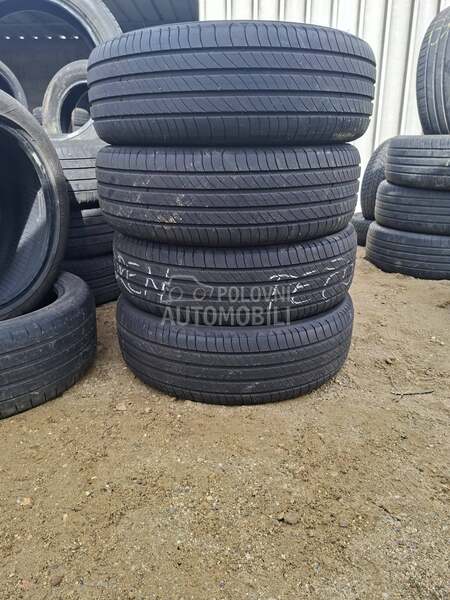 Michelin 215/65 R17 Letnja