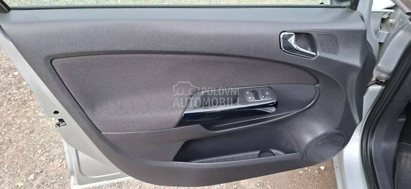 Opel Corsa D 1.3 REZERVISA NO