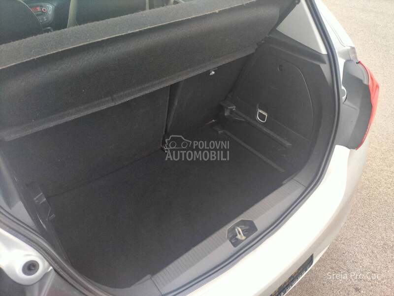 Opel Corsa E 1.3 CDTI T0P