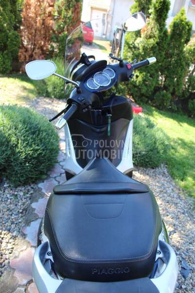 Piaggio BEVERLY 300 KREDIT