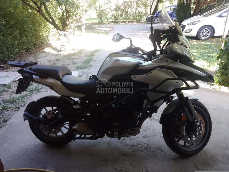 Benelli trk 502