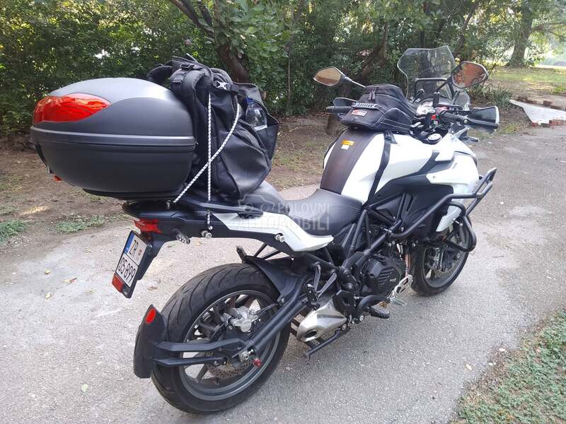 Benelli trk 502