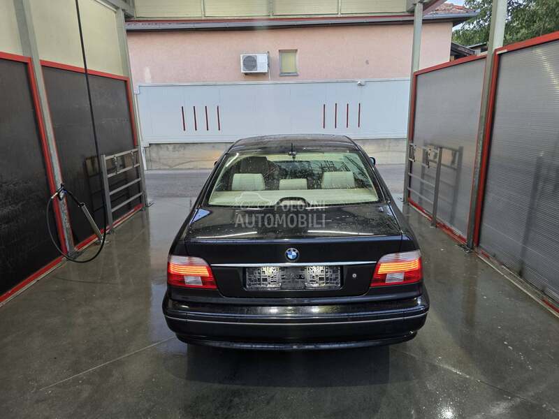 BMW 535 v8 E X L U S I V E