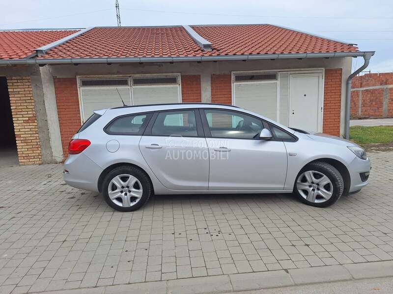 Opel Astra J 1.7 cdti