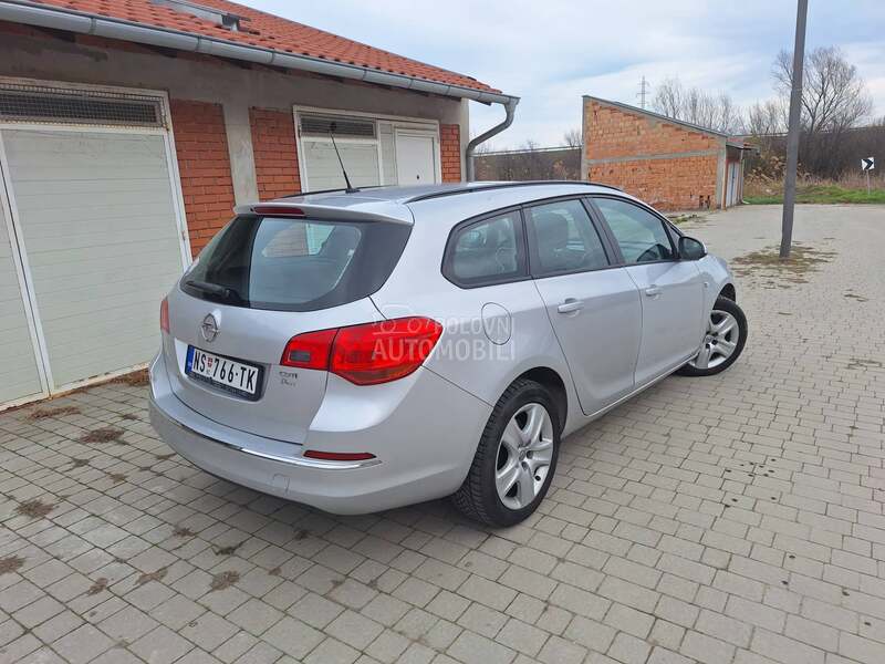 Opel Astra J 1.7 cdti