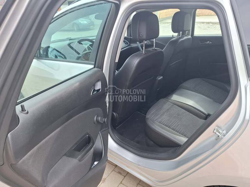 Opel Astra J 1.7 cdti