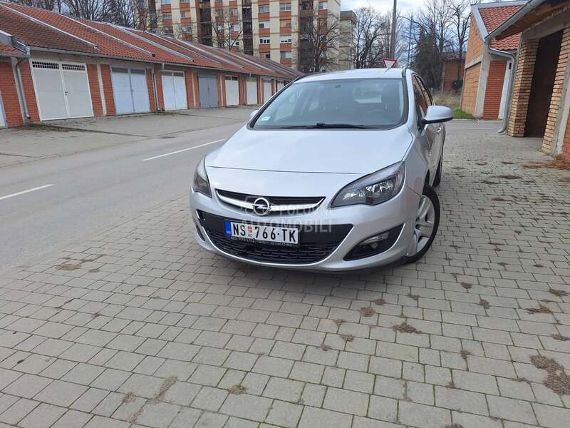 Opel Astra J 1.7 cdti
