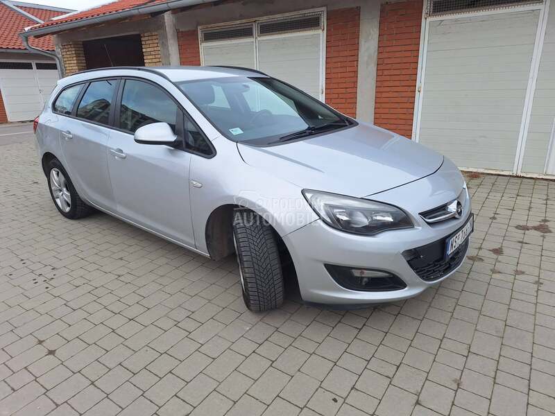 Opel Astra J 1.7 cdti