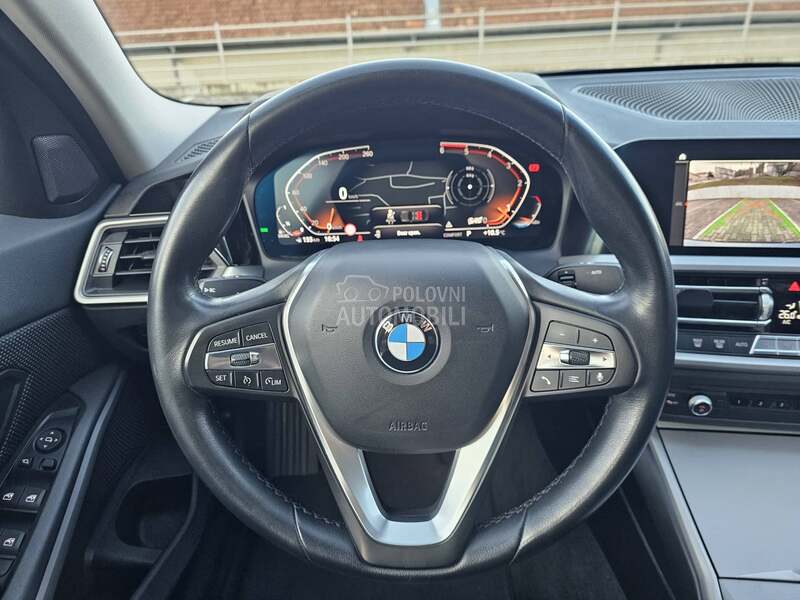 BMW 318 VIRTUAL