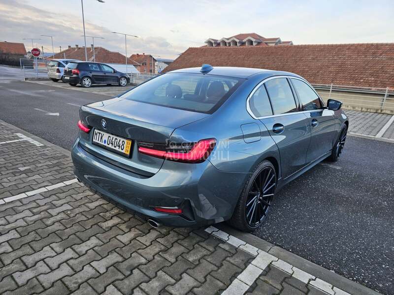 BMW 318 VIRTUAL