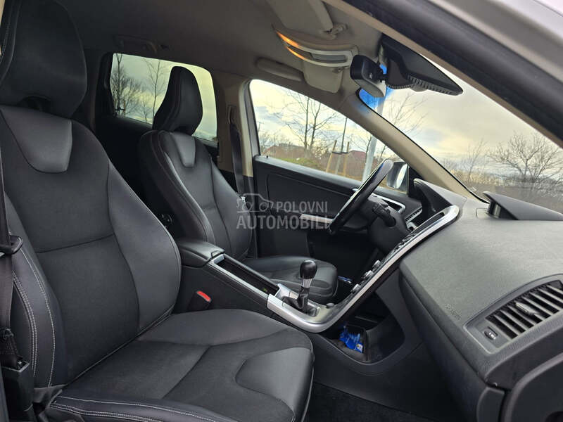 Volvo XC60 2.4 D5 AWD