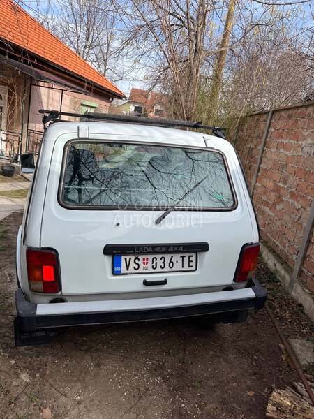 Lada Niva 1.7