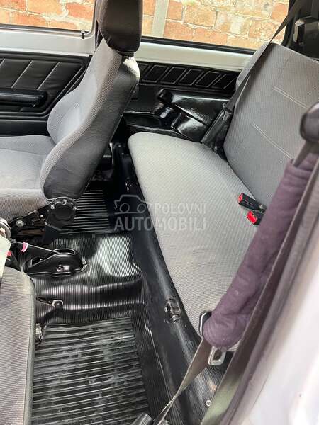 Lada Niva 1.7