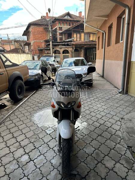 Aprilia Pegaso 650