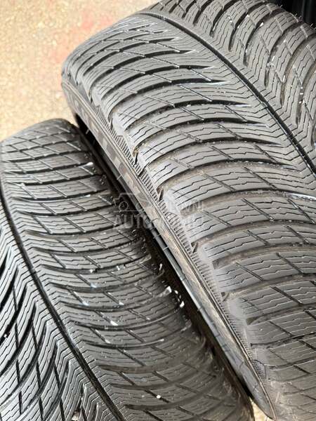 Michelin 235/45 R18 Zimska