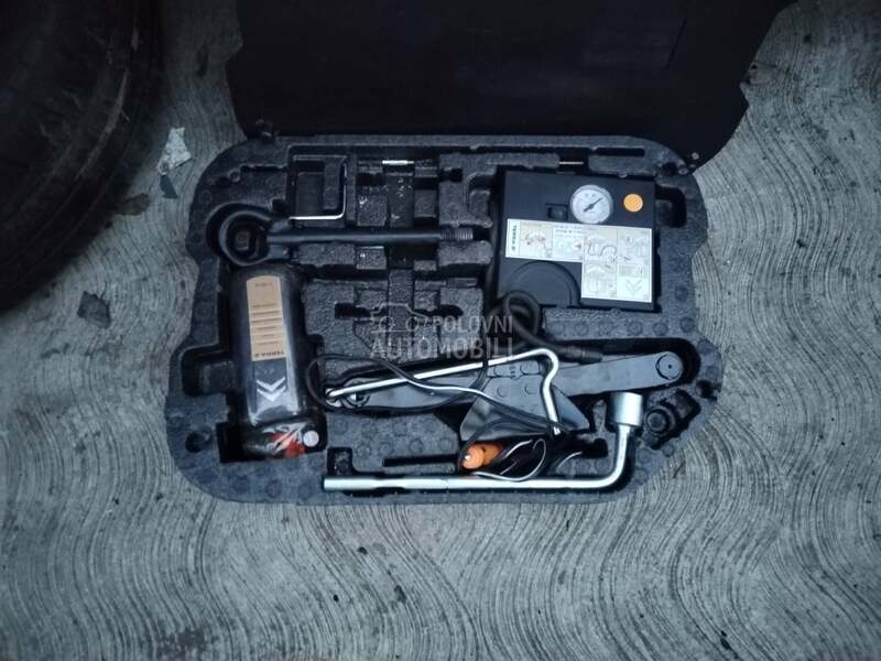 Set rezervnog točka