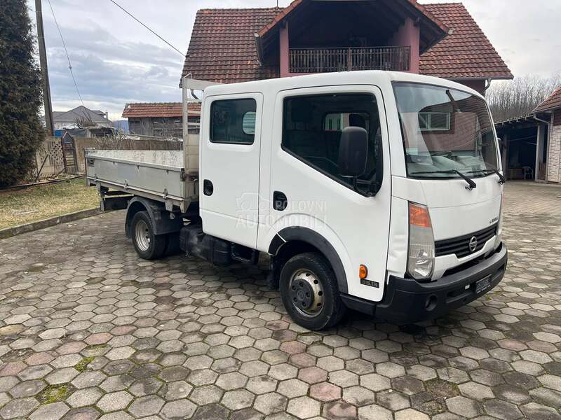 Nissan Cabstar 