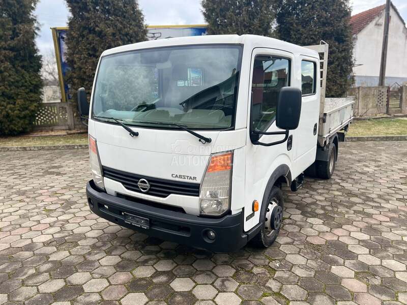 Nissan Cabstar 