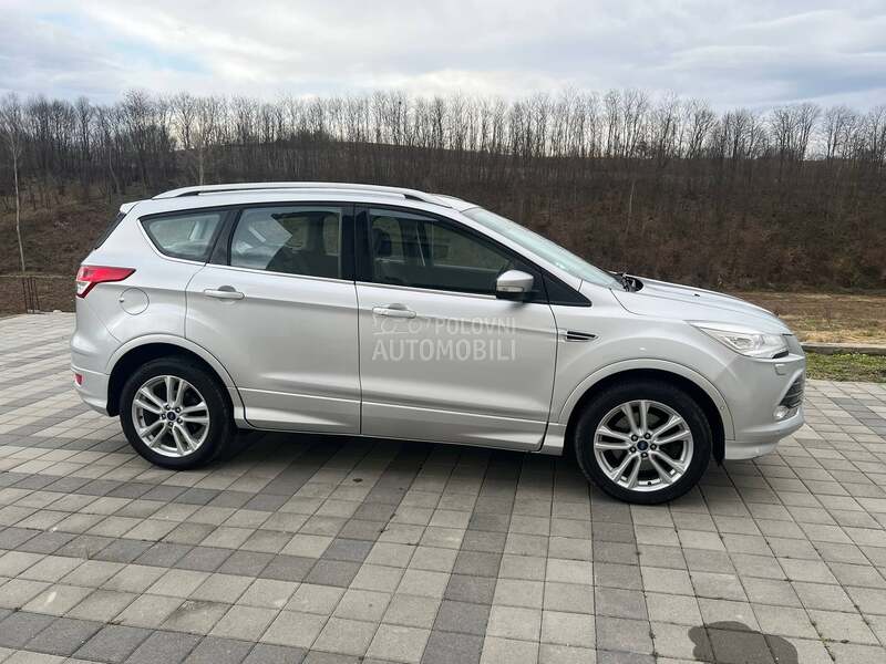 Ford Kuga 