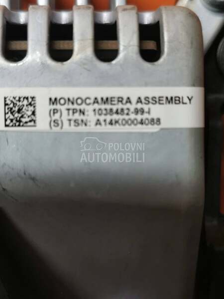 Prednja kamera Autopilot