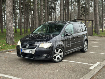 Volkswagen Touran 2.0 DSG/XEN//NAV