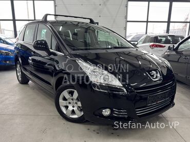 Peugeot 5008 1.6 E-HDI NAV CH
